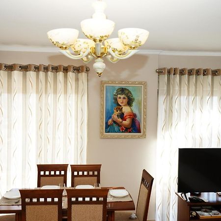 New Bazaar Bliss Apartment ติรานา ภายนอก รูปภาพ