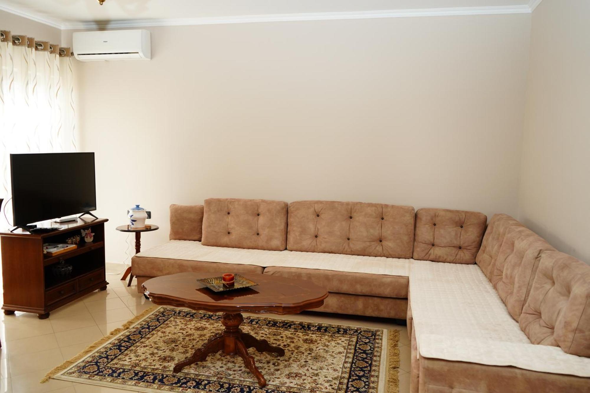 New Bazaar Bliss Apartment ติรานา ภายนอก รูปภาพ